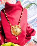 Gold pendent Mangalsutra