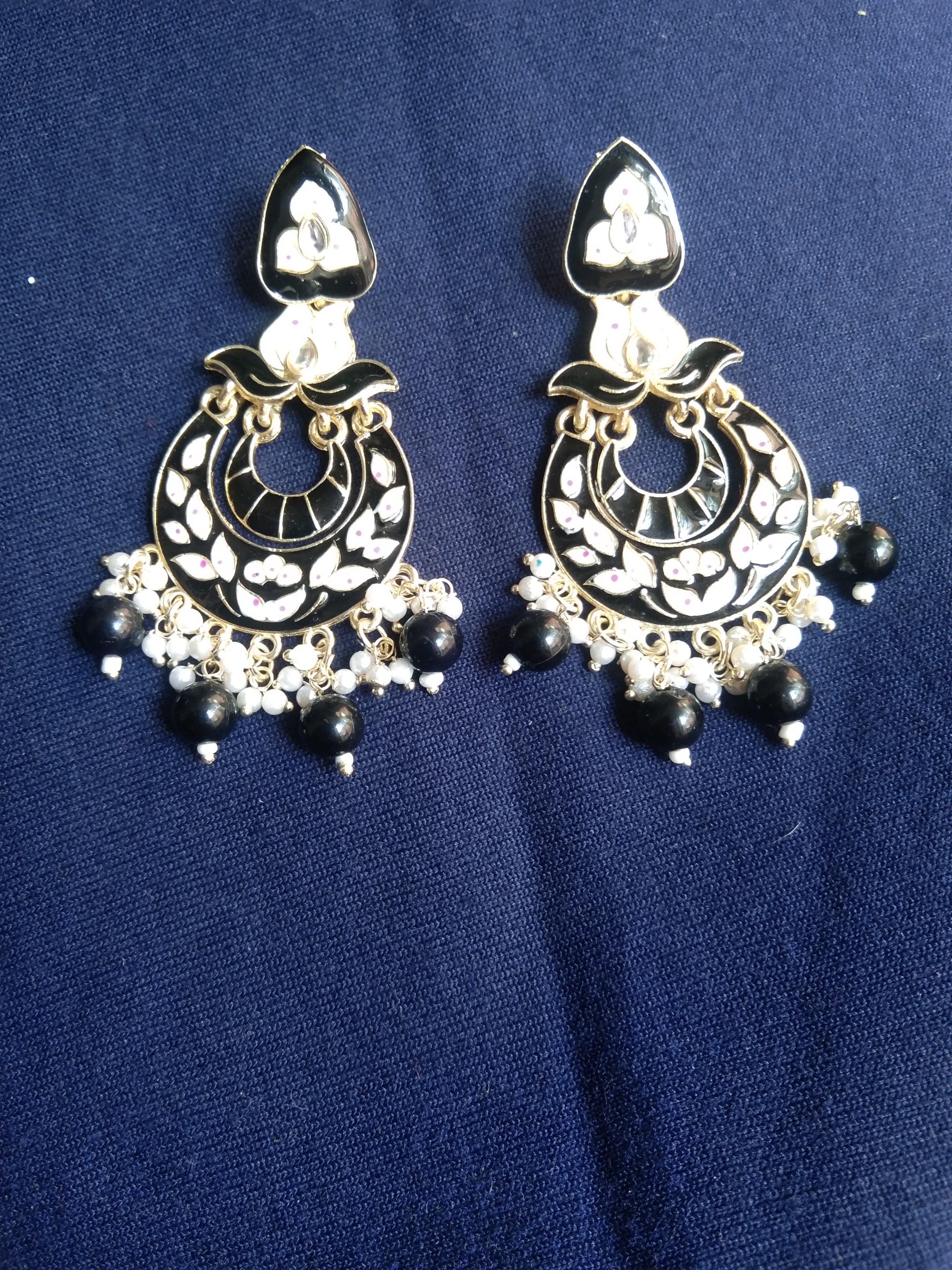 Black Beads Earrings
